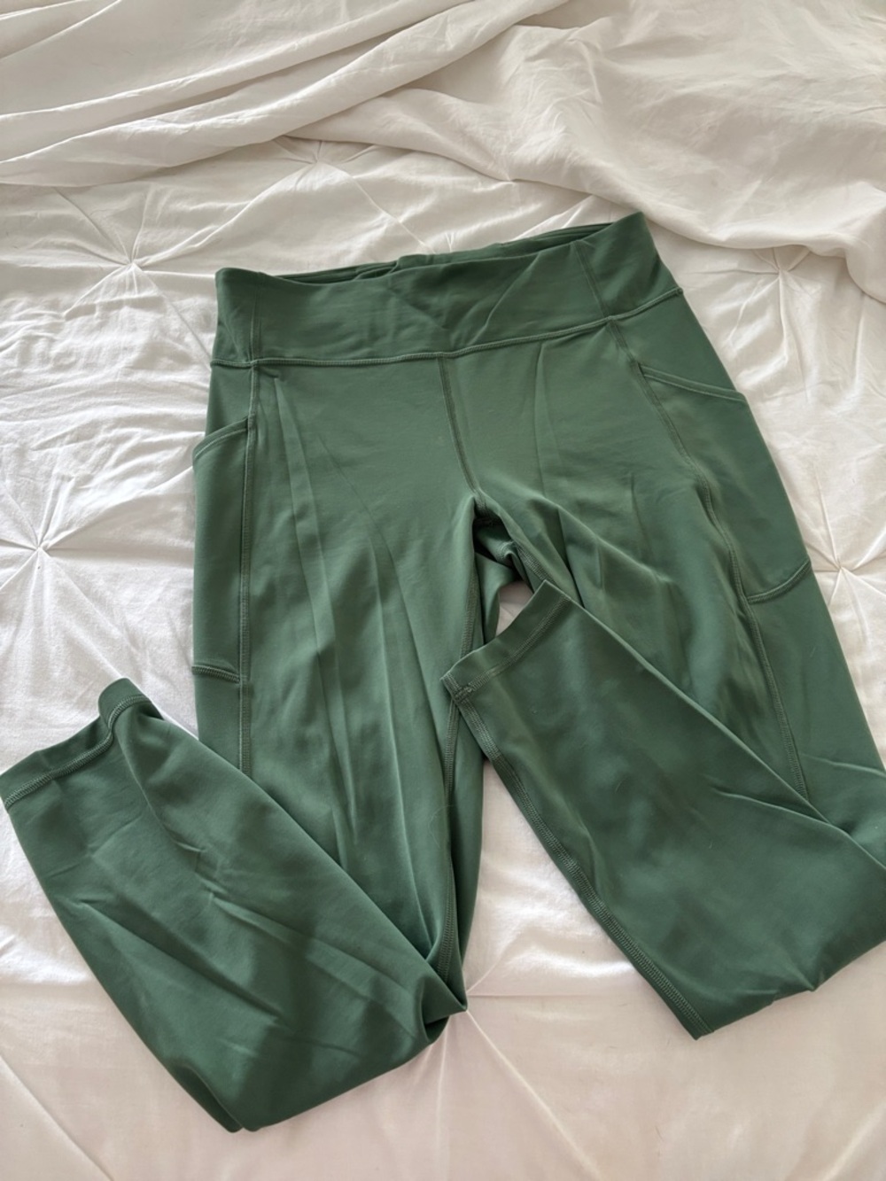 Lululemon wonder under pocket leggings